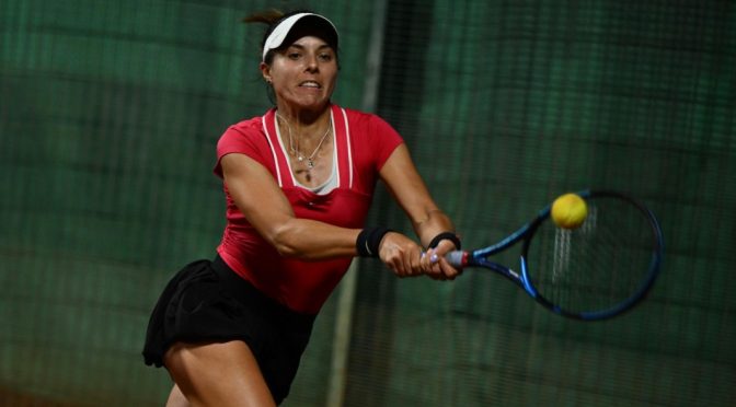 Виктория Томова ще играе на четвъртфиналите във Валенсия