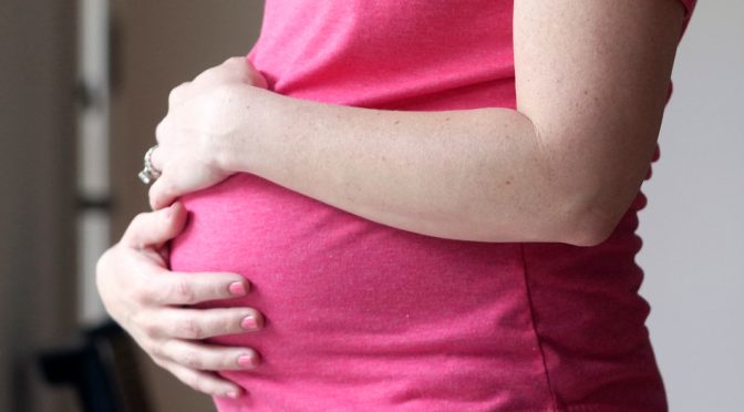 Има ли интерес към имунизиране на бременните срещу коклюш?