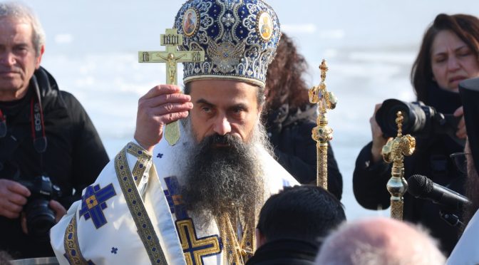 Българският патриарх Даниил отслужи Велик Богоявленски водосвет