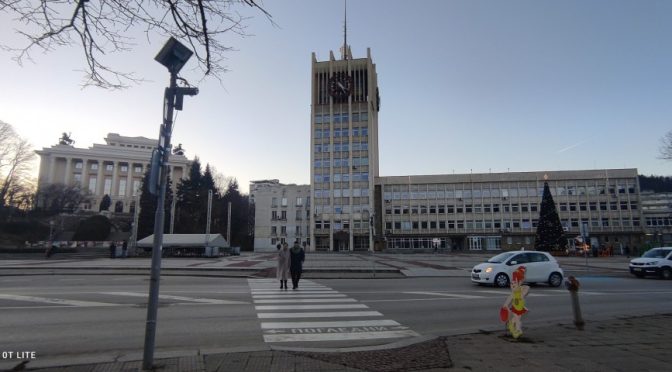 В Габрово осветяват допълнително пешеходните пътеки