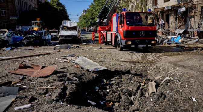 Продължава размяната на удари между Русия и Украйна, има загинали