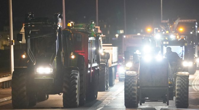 Фермерските протести на Острова продължават