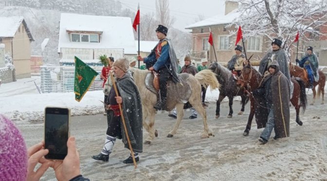 С възстановка в Дупница честваха 147 години от Освобождението на града